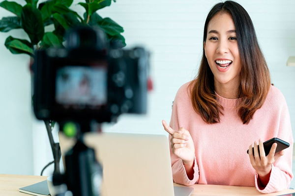 ¿Cómo deben declarar sus ingresos los youtubers, influencers y creadores de contenido en Perú?