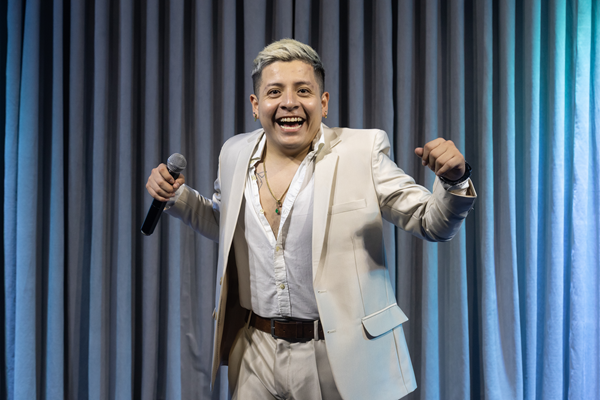 Diego Gupioc presenta “Fuera de control” en Lima Comedy Club este 17 de abril